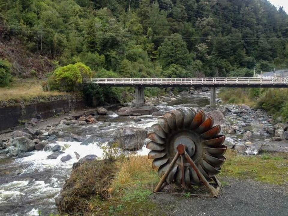 Creating a Hydroelectric Powerplant